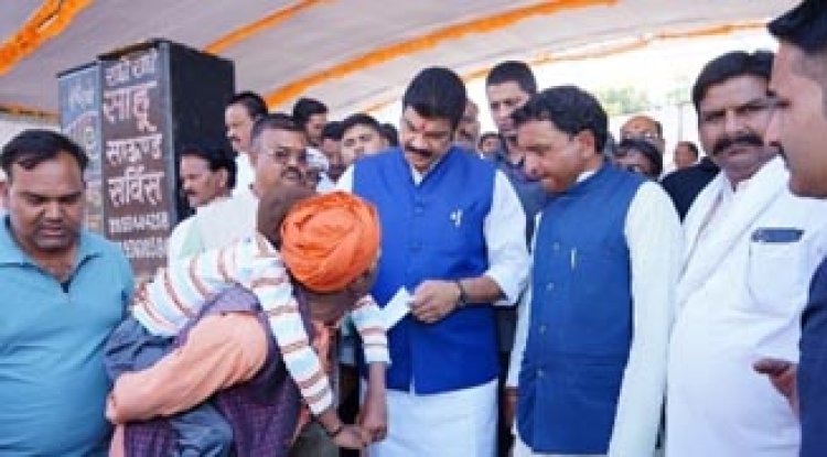 दिव्यांगों के कल्याण के लिए सरकार तत्पर है, इनकी सेवा मेरा सौभाग्य : खाद्य मंत्री राजपूत