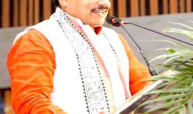 मुख्यमंत्री डॉ. यादव ने मीडिया के साथियों के साथ मनाया दीपोत्सव