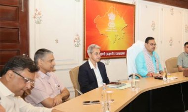 राज्य सरकार की पहली वर्षगांठ पर प्रदेशवासियों को बड़ी सौगातें 1 लाख महिलाओं को बनाएंगे लखपति दीदी: मुख्यमंत्री भजनलाल शर्मा