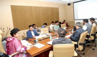 विद्यार्थियों की बॉयोमेट्रिक अटेंडेंस सुनिश्चित करेंगे शिक्षण संस्थान