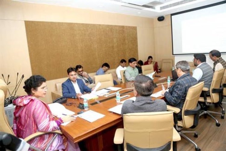 विद्यार्थियों की बॉयोमेट्रिक अटेंडेंस सुनिश्चित करेंगे शिक्षण संस्थान