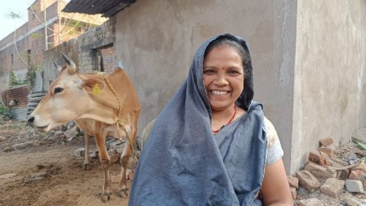 मुद्रा योजना की बदौलत खड़ा किया अपना डेयरी का व्यवसाय, ज़ीरो से शुरू कर आज बनाया अपना मुकाम