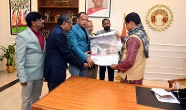 मुख्यमंत्री डॉ. यादव ने वर्ष-2025 के शासकीय कैलेंडर का विमोचन किया