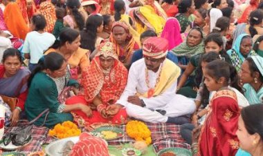 मुख्यमंत्री कन्या विवाह योजना : विधिवत मंत्रोच्चार के साथ 120 जोड़े बंधे परिणय सूत्र में