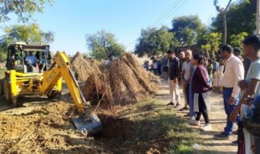 तहसीलदार ने आंगनबाड़ी की शासकीय भूमि पर से हटवाया अवैध अतिक्रमण 