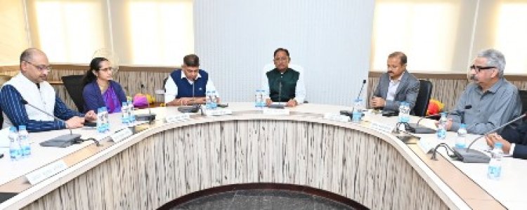 नए साल के पहले दिन ही सचिवों और विभागाध्यक्षों की बैठक में मुख्यमंत्री ने दिया शासकीय कामकाज में कसावट लाने का मंत्र