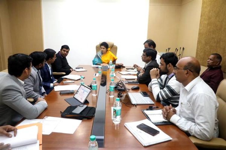 अयोध्या बायपास 10 लेन का निर्माण कार्य शीघ्र प्रारंभ किया जाये : मंत्री श्रीमती गौर