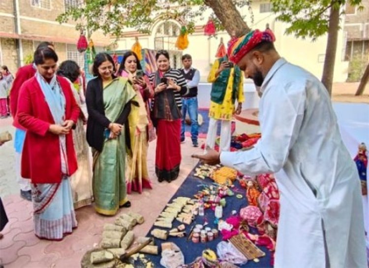 रेरा अध्यक्ष ने किया 'फॉरगॉटन स्टोरीज' का उद्घाटन, डेल्फिक ने करवाया स्कूली बच्चों को कला-शिल्प से रूबरू