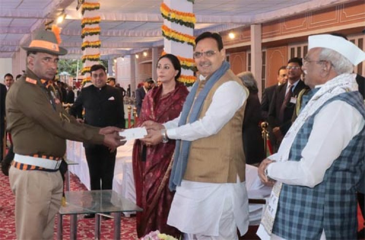 CM भजनलाल राजभवन में राज्यपाल की उपस्थिति में आयोजित एट होम कार्यक्रम में की शिरकत