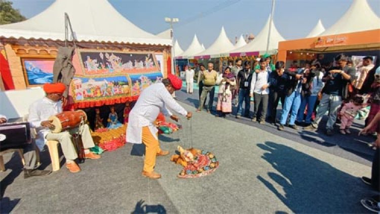 भारत पर्व में राजस्थानी बावर्चियों ने लगाया देशी तड़का, खानसामों ने सिखाएं राजस्थानी व्यंजन बनाने के गुर