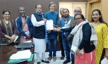 वित्त मंत्री राधाकृष्ण किशोर से मिले प्रो ज्यां द्रेज, आने वाले बजट को लेकर चर्चा की