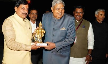 उप राष्ट्रपति धनखड़ को राज्यपाल पटेल और मुख्यमंत्री डॉ. यादव ने दी विदाई