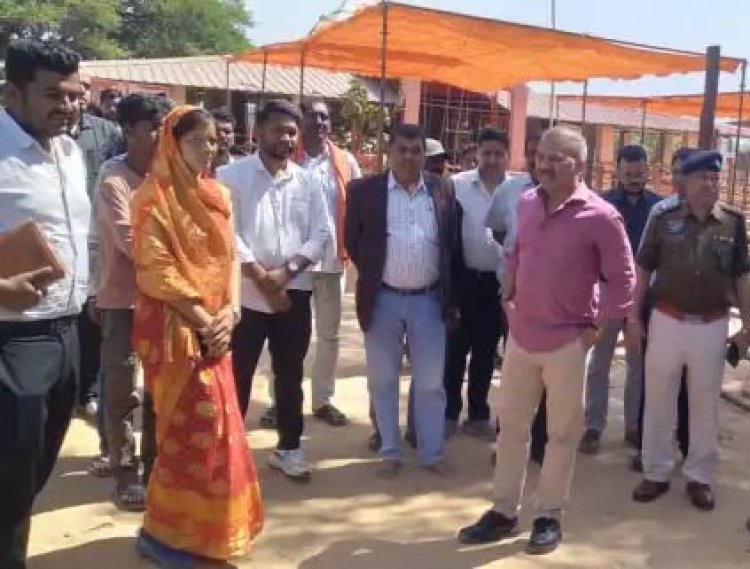 कलेक्टर ने किया महेशपुर एवं देवगढ़ मंदिर का निरीक्षण, महाशिवरात्रि को लेकर दिए आवश्यक दिशा-निर्देश