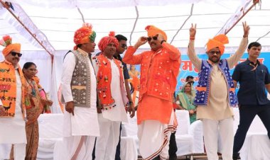 भगोरिया की मस्ती में झूमे मुख्यमंत्री मोहन यादव, हुआ भव्य स्वागत