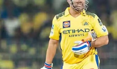 क्रिकेट को अभी अलविदा नही कहेंगे धोनी, बोले- शरीर लेगा सन्यास का फैसला