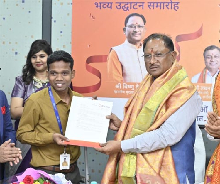 मुख्यमंत्री विष्णु देव साय ने स्क्वायर बिजनेस सर्विसेज को किया ऑफिस स्पेस आबंटित : नवा रायपुर को देश का अगला आईटी हब बनाने की दिशा में बड़ा कदम