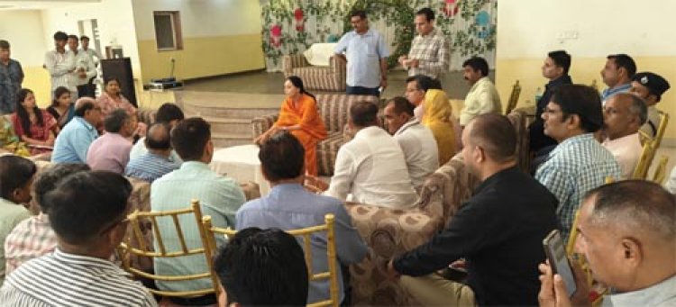सड़कों के निर्माण के संबंध में की गई बजट घोषणा को निर्धारित समय में पूर्ण करें सार्वजनिक निर्माण विभाग के अधिकारी: उप मुख्यमंत्री दिया कुमारी