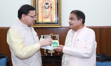 मुख्यमंत्री पुष्कर सिंह धामी ने केंद्रीय सड़क परिवहन एवं राजमार्ग मंत्री नितिन गडकरी से नई दिल्ली में की भेंट