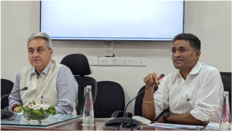 मुख्य सचिव ने राइजिंग राजस्थान ग्लोबल इन्वेस्टमेंट समिट के तहत हस्ताक्षरित एमओयू के क्रियान्वयन और सशक्त निगरानी के प्रयासों की सराहना की