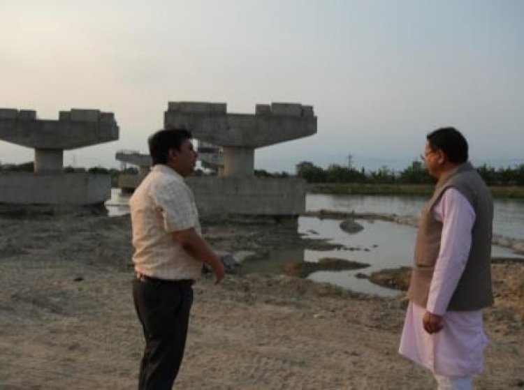 मुख्यमंत्री ने किया भारत नेपाल सीमा पर निर्माणाधीन मार्ग का निरीक्षण
