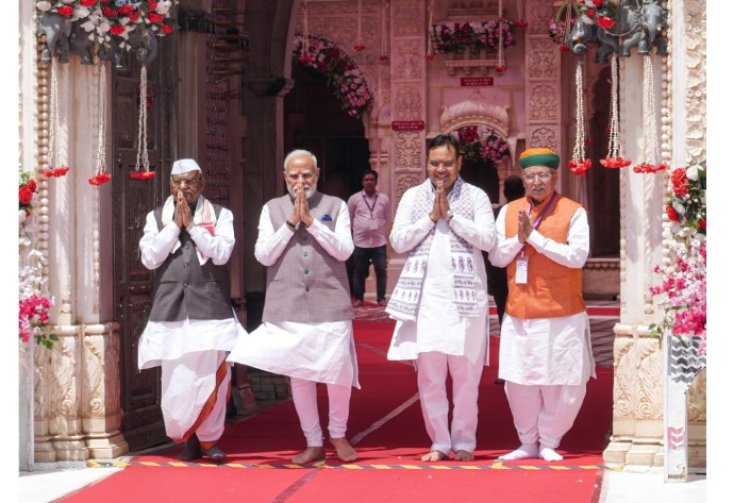 PM मोदी ने देशनोक में करणी माता मन्दिर में किए दर्शन