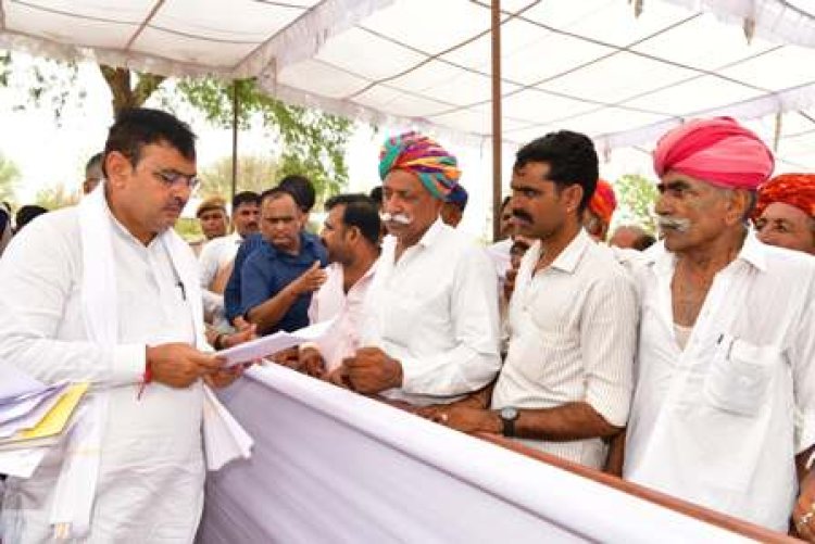 मुख्यमंत्री भजनलाल शर्मा ने जैसलमेर सर्किट हाउस में की जनसुनवाई