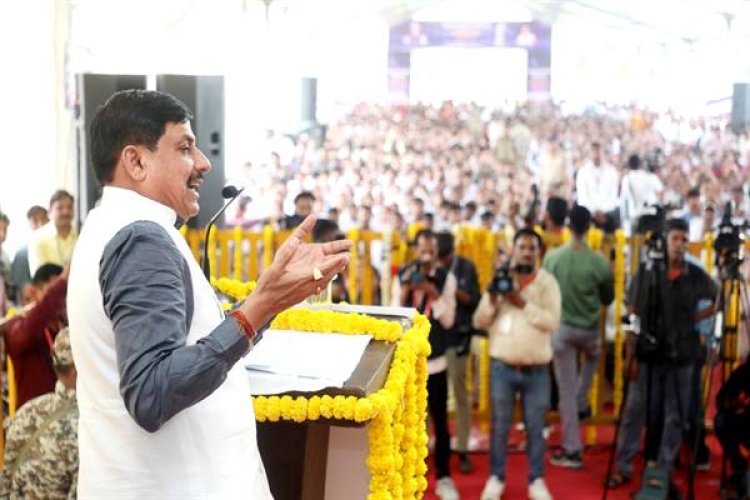 प्रधानमंत्री मोदी ने भारत के प्राचीन ज्ञान विज्ञान के वाहक योग के माध्यम से संपूर्ण विश्व में भारतीय संस्कृति की पताका लहराई : मुख्यमंत्री डॉ. यादव