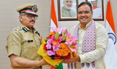 मुख्यमंत्री भजनलाल शर्मा से नव नियुक्त पुलिस महानिदेशक ने की शिष्टाचार भेंट