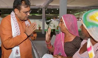 मुख्यमंत्री निवास पर नियमित जनसुनवाई: मुख्यमंत्री के नेतृत्व में गरीब, महिला, युवा और किसान का हो रहा कल्याण
