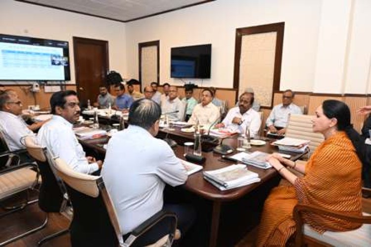 जोधपुर बांसवाड़ा जोन की समीक्षा बैठक, अधिकारी फिल्ड में रहे