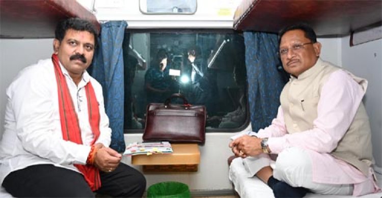 मुख्यमंत्री विष्णु देव साय ट्रेन से सरगुजा के लिए हुए रवाना, BJP के प्रशिक्षण शिविर में शामिल होंगे 