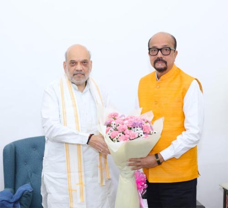 गृह मंत्री शाह से राज्यपाल डेका ने की सौजन्य भेंट