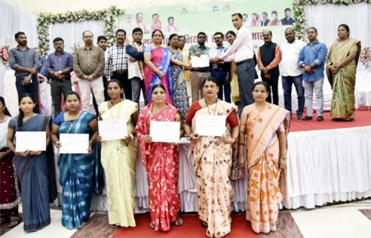 बस्तर को आकांक्षी जिला श्रेणी में मिला राज्य स्तरीय गोल्ड मेडल तोकापाल विकासखंड को मिला कांस्य पदक, CM साय ने दी बधाई