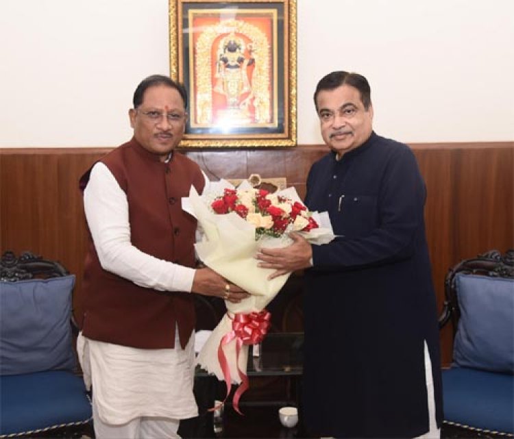 केंद्रीय मंत्री नितिन गडकरी से मिले मुख्यमंत्री विष्णुदेव साय