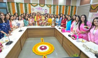 महिला मीडियाकर्मियों ने मुख्यमंत्री के बांधे रक्षा सूत्र , राजस्थान की शिल्पकार, महिला पत्रकार
