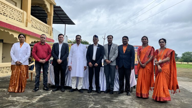 मोंटफोर्ट, महर्षि, शासकीय कन्या उ. मा. विद्यालय.एवं सरस्वती ज्ञान मंदिर बम्हनी में हुआ मेधावी छात्रों का सम्मान 
