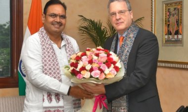 मुख्यमंत्री भजनलाल शर्मा से शुक्रवार को मुख्यमंत्री कार्यालय में भारत में ब्राजील के राजदूत श्री केनेथ फेलिक्स दा नोब्रेगा ने शिष्टाचार भेंट की