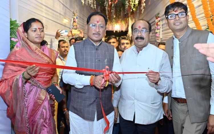 मुख्यमंत्री विष्णु देव साय ने रायगढ़ जिले के ग्राम गढ़ उमरिया में नवगुरुकुल का किया शुभारंभ