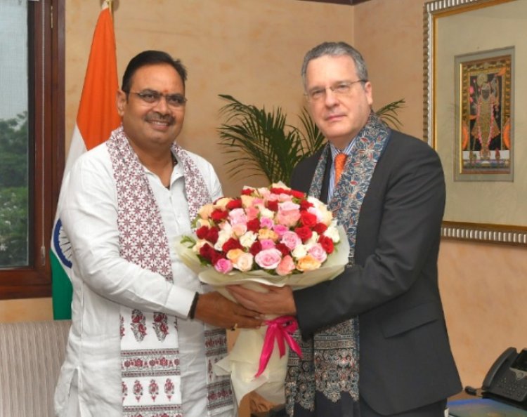 मुख्यमंत्री भजनलाल शर्मा से शुक्रवार को मुख्यमंत्री कार्यालय में भारत में ब्राजील के राजदूत श्री केनेथ फेलिक्स दा नोब्रेगा ने शिष्टाचार भेंट की