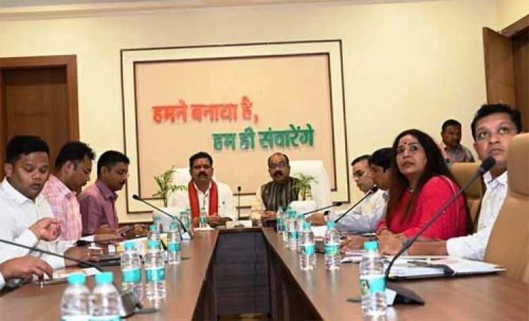 करसाय ता बस्तर बरसाय ता बस्तर : उप मुख्यमंत्री द्वय अरुण साव और विजय शर्मा ने बस्तर ओलंपिक की तैयारियों की समीक्षा की