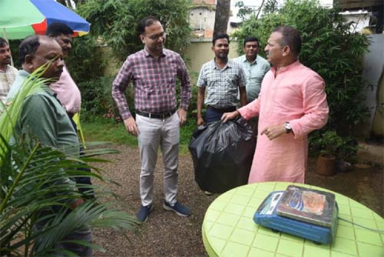 राज्य का पहला ग्रामीण गार्बेज कैफे मैनपाट के ग्राम रोपाखार में