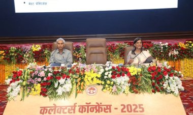 ग्रामीण विकास के लिए अधोसंरचना विकास और हितग्राही मूलक योजनाओं का हो बेहतर क्रियान्वयन : मुख्य सचिव जैन