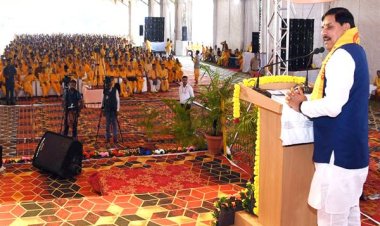 गायत्री परिवार, समाज-संस्कृति-संस्कारों को पुष्पित-पल्लवित कर ऊर्जा का संचार कर रहा है : मुख्यमंत्री डॉ. यादव