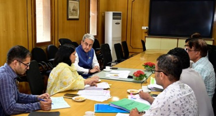 खांसी सिरप की गुणवत्ता प्रकरण पर मुख्य सचिव की बैठक