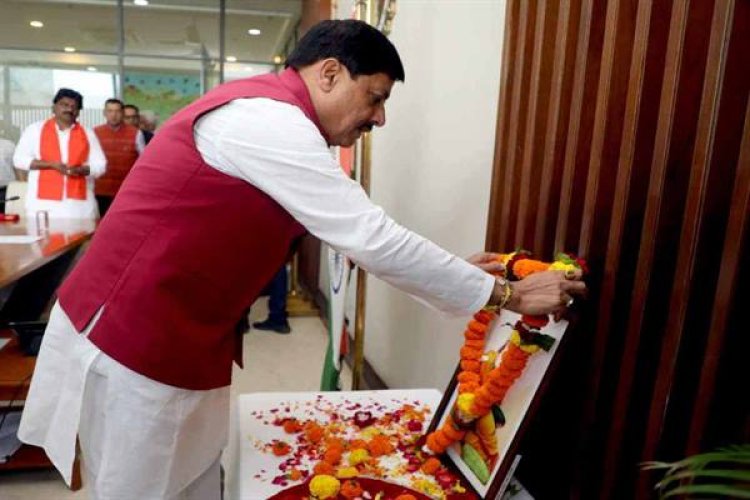 मुख्यमंत्री डॉ. यादव ने वाल्मीकि जयंती पर किया नमन