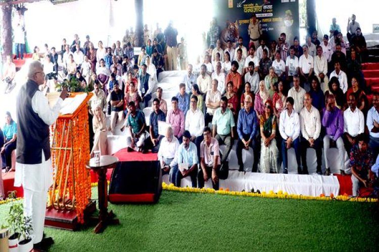 जहां भी उपयुक्त जगह मिले पेड़ जरूर लगाए जाएं : राज्यपाल पटेल