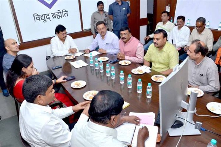 प्राथमिकता के आधार पर जबलपुर में ट्रिपिंग नियंत्रण करें : ऊर्जा मंत्री तोमर