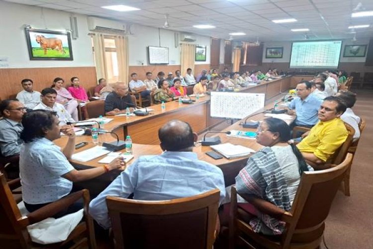 प्रदेश में दुग्ध उत्पादन को दोगुना करने के लक्ष्य को पूरा करने चलाया गया "दुग्ध समृद्धि संपर्क अभियान"