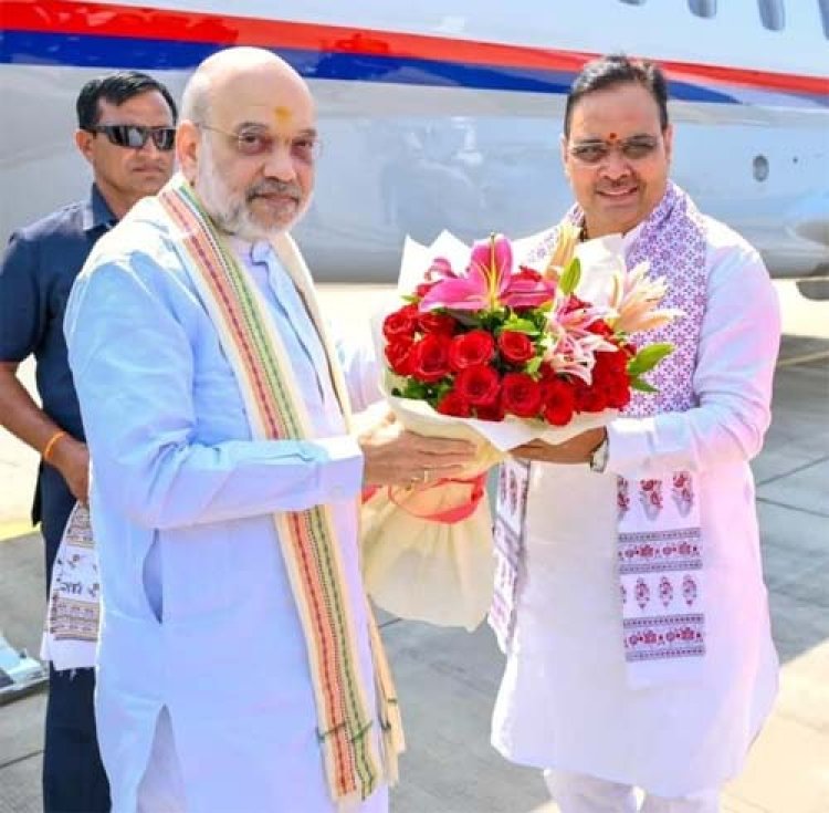 केंद्रीय गृह मंत्री अमित शाह का मुख्यमंत्री भजनलाल शर्मा ने जयपुर एयरपोर्ट पर किया आत्मीय अभिनंदन