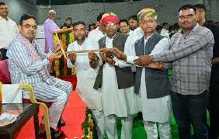 मुख्यमंत्री निवास पर दीपावली मिलन कार्यक्रम, CM भजनलाल ने आमजन से की दीपावली की रामा-श्यामा